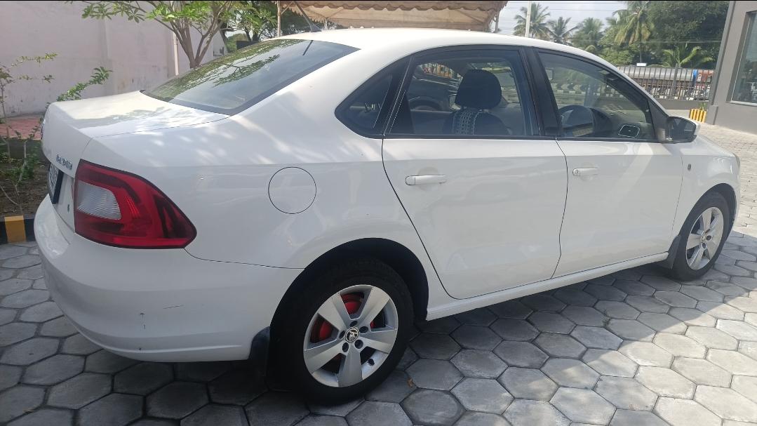 यूज़्ड 2015 स्कोडा रैपिड, Alagapuram, Salem 3 यूज़्ड 2015 स्कोडा रैपिड, Alagapuram, Salem 3