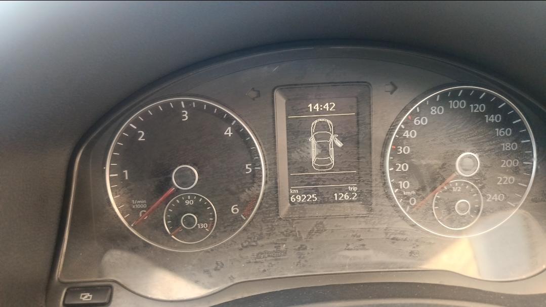 यूज़्ड 2011 फॉक्सवैगन जेट्टा, Alagapuram, Salem 9 यूज़्ड 2011 फॉक्सवैगन जेट्टा, Alagapuram, Salem 9