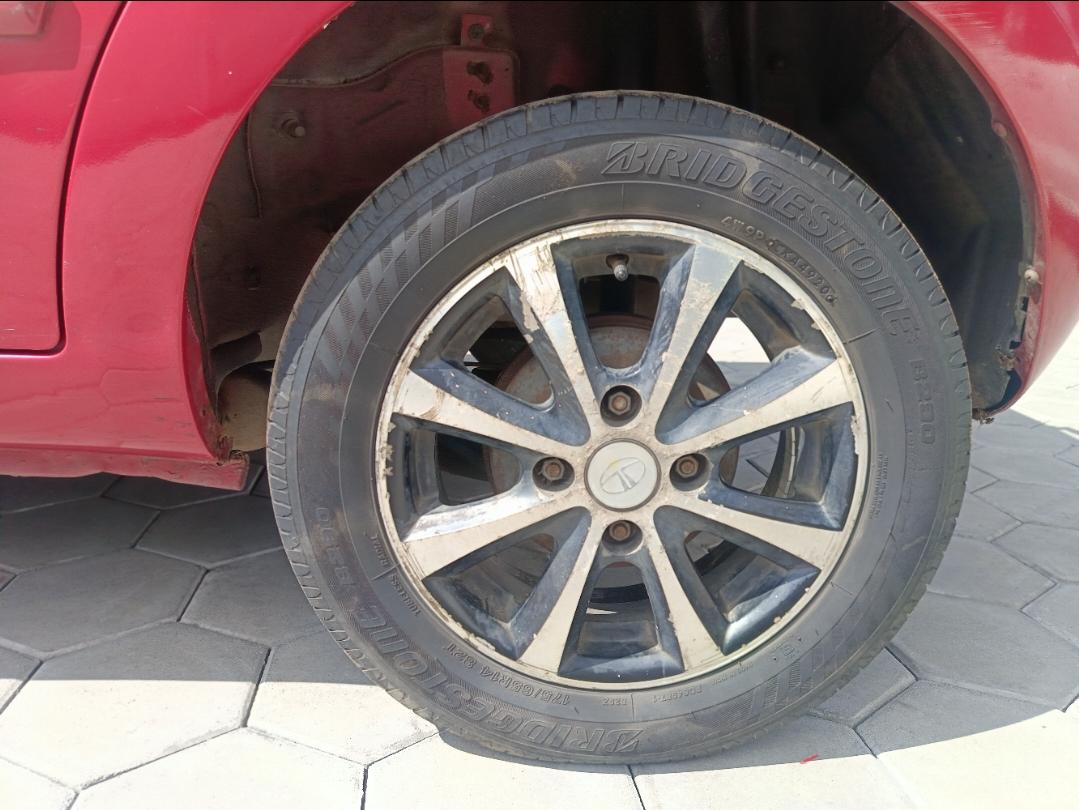 यूज़्ड 2013 टाटा इंडिका विस्टा, Alagapuram, Salem 8 यूज़्ड 2013 टाटा इंडिका विस्टा, Alagapuram, Salem 8