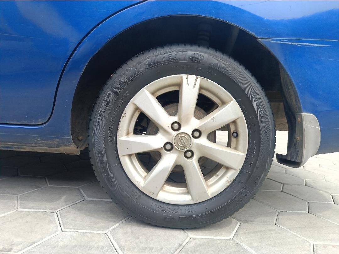 यूज़्ड 2013 निसान सनी, Alagapuram, Salem 8 यूज़्ड 2013 निसान सनी, Alagapuram, Salem 8