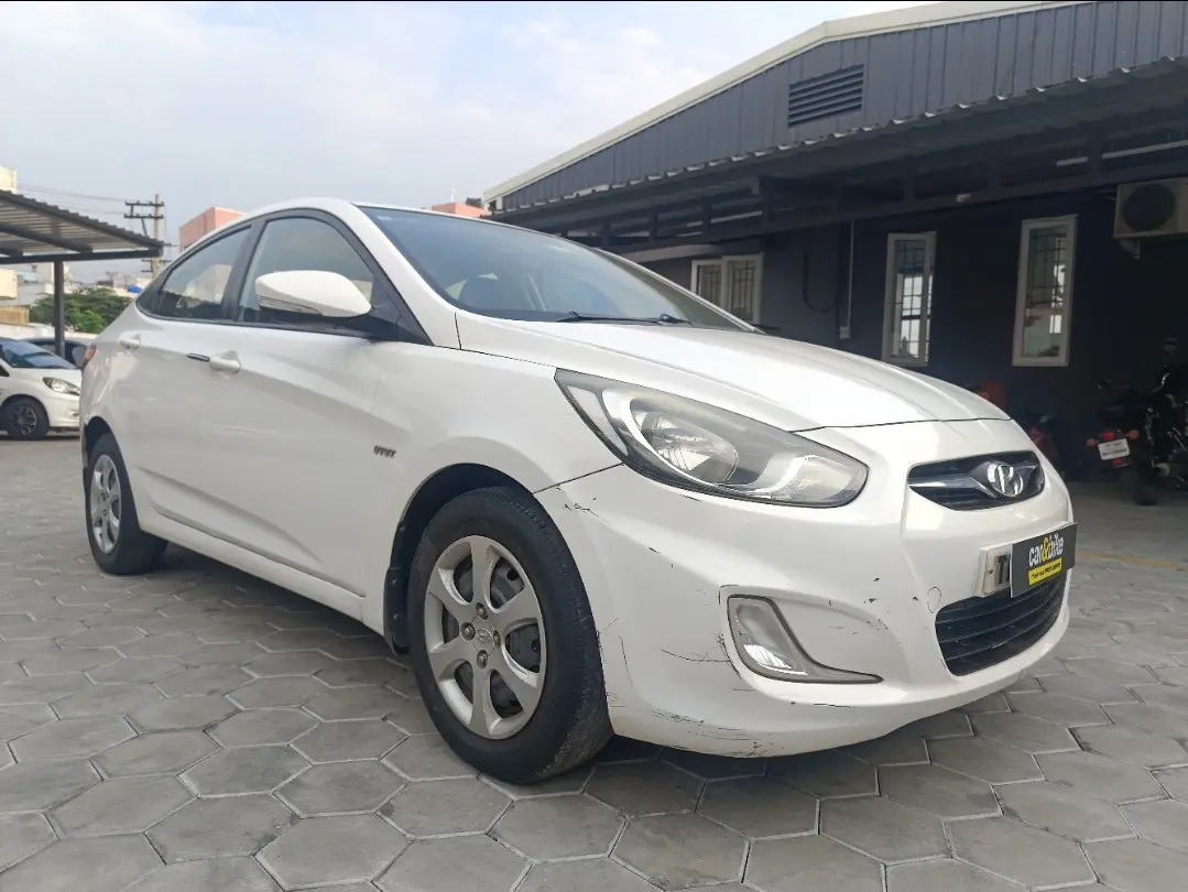 यूज़्ड 2014 ह्युंडई फ्लयूडिक वरना, Alagapuram, Salem 6 यूज़्ड 2014 ह्युंडई फ्लयूडिक वरना, Alagapuram, Salem 6