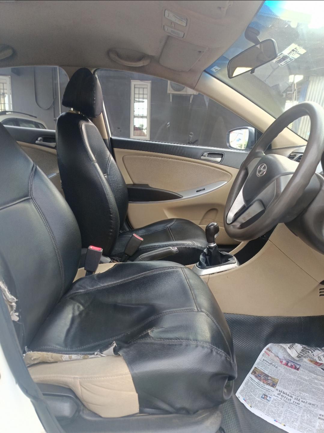 यूज़्ड 2014 ह्युंडई फ्लयूडिक वरना, Alagapuram, Salem 15 यूज़्ड 2014 ह्युंडई फ्लयूडिक वरना, Alagapuram, Salem 15