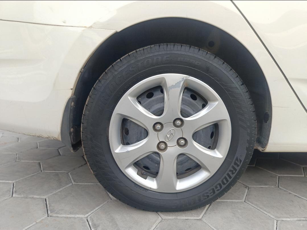 यूज़्ड 2014 ह्युंडई फ्लयूडिक वरना, Alagapuram, Salem 8 यूज़्ड 2014 ह्युंडई फ्लयूडिक वरना, Alagapuram, Salem 8