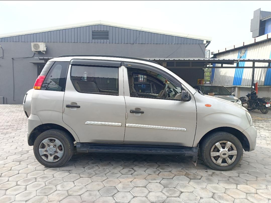 यूज़्ड 2013 महिंद्रा क्वांटो, Alagapuram, Salem 5 यूज़्ड 2013 महिंद्रा क्वांटो, Alagapuram, Salem 5