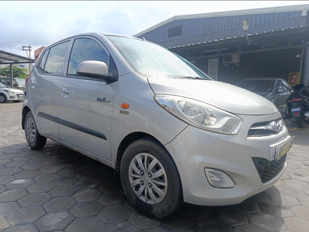 यूज़्ड 2015 ह्युंडई आई10, Alagapuram, Salem 6 यूज़्ड 2015 ह्युंडई आई10, Alagapuram, Salem 6