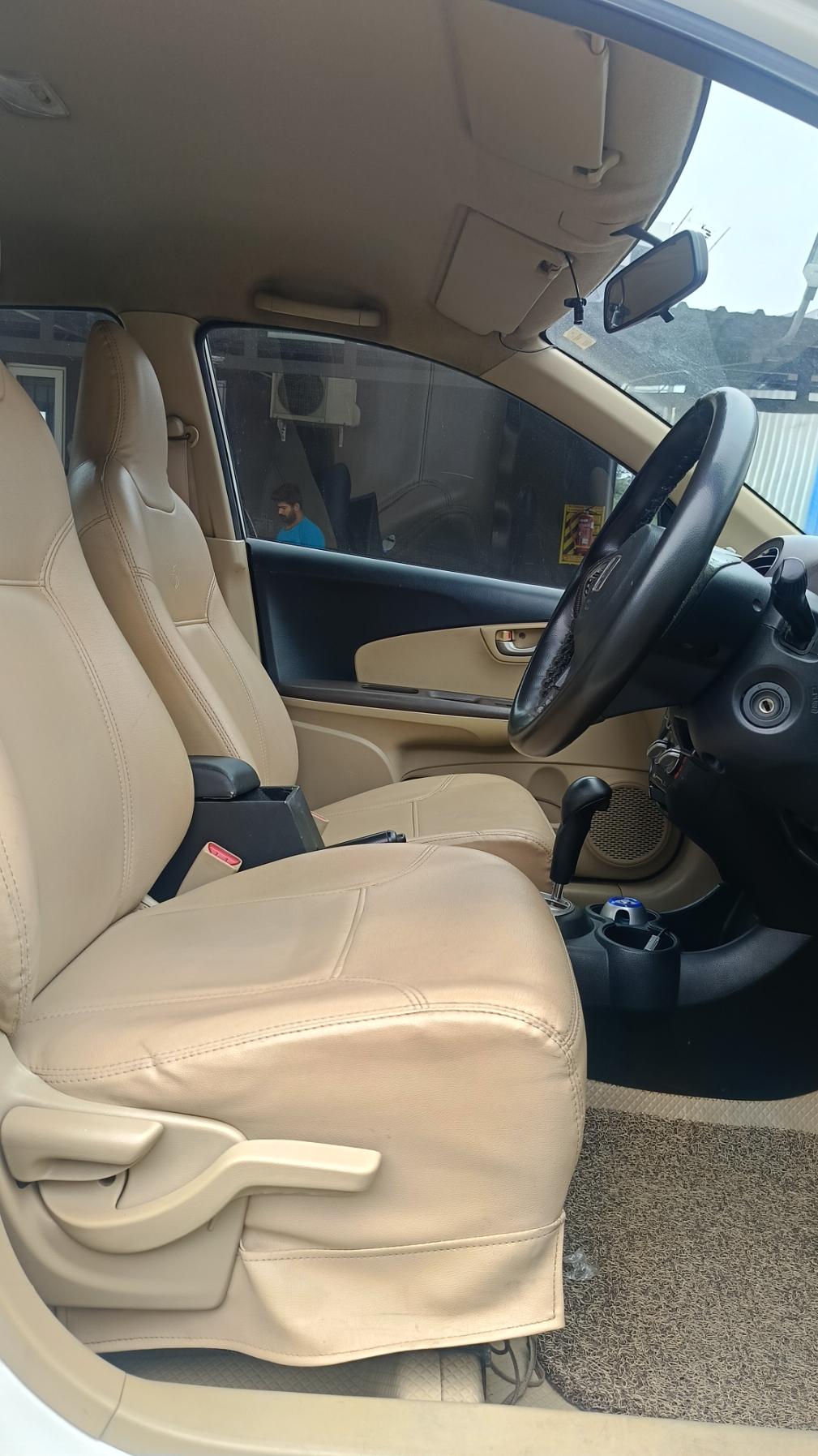 यूज़्ड 2013 होंडा ब्रियो, Alagapuram, Salem 15 यूज़्ड 2013 होंडा ब्रियो, Alagapuram, Salem 15