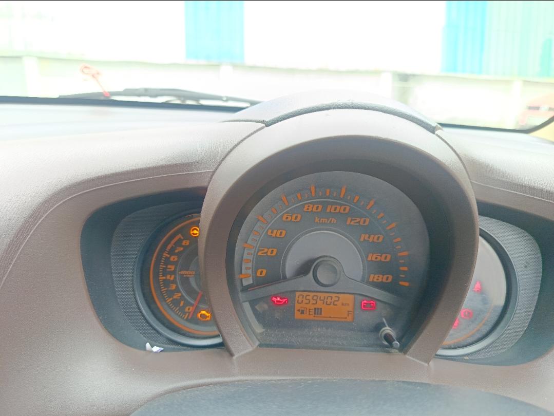 यूज़्ड 2013 होंडा ब्रियो, Alagapuram, Salem 10 यूज़्ड 2013 होंडा ब्रियो, Alagapuram, Salem 10