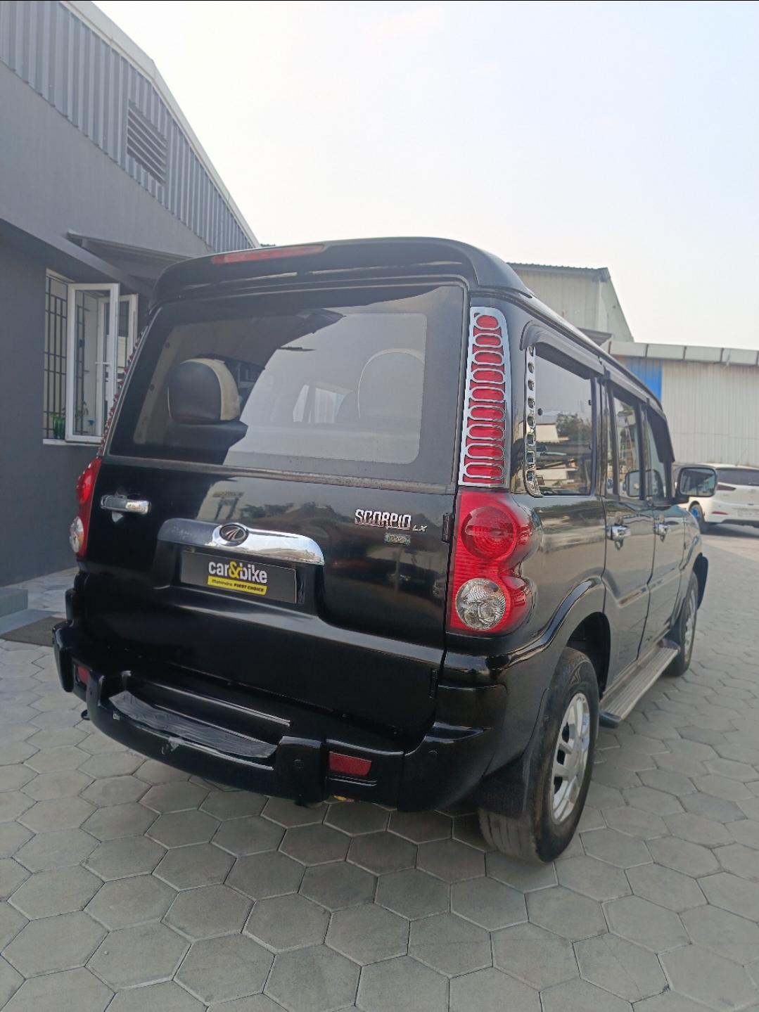 यूज़्ड 2013 महिंद्रा स्कॉर्पियो, Alagapuram, Salem 2 यूज़्ड 2013 महिंद्रा स्कॉर्पियो, Alagapuram, Salem 2