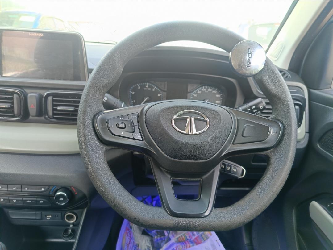 यूज़्ड 2022 टाटा पंच, Alagapuram, Salem 12 यूज़्ड 2022 टाटा पंच, Alagapuram, Salem 12