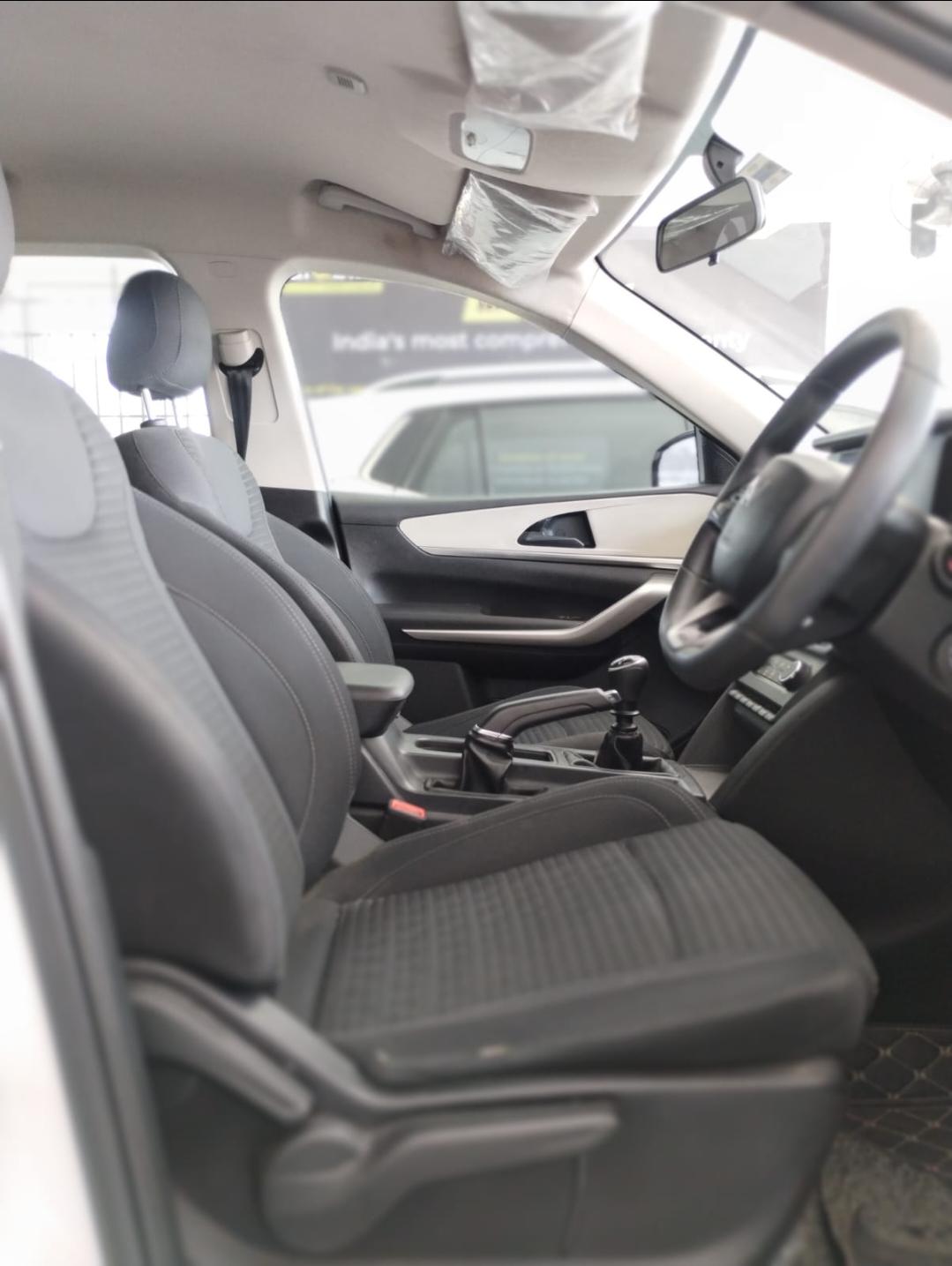 यूज़्ड 2022 महिंद्रा एक्सयूवी700, Alagapuram, Salem 13 यूज़्ड 2022 महिंद्रा एक्सयूवी700, Alagapuram, Salem 13