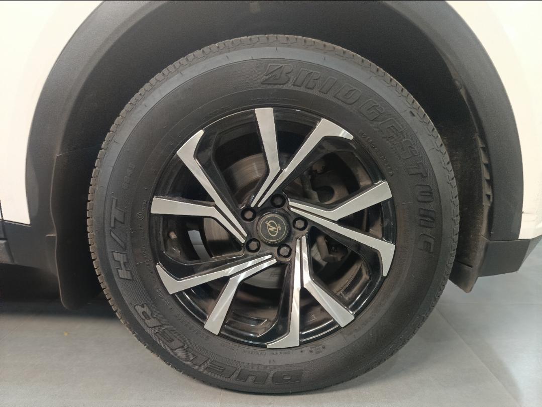 यूज़्ड 2022 महिंद्रा एक्सयूवी700, Alagapuram, Salem 8 यूज़्ड 2022 महिंद्रा एक्सयूवी700, Alagapuram, Salem 8