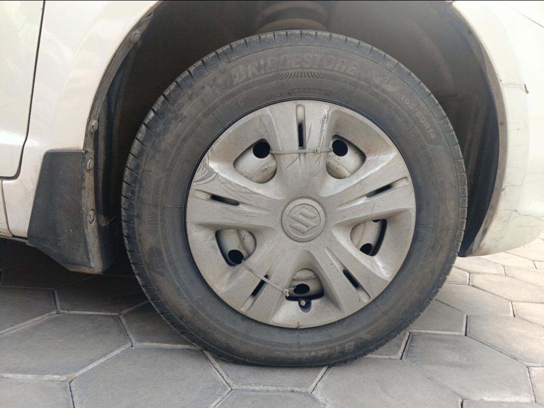 यूज़्ड 2010 मारुति सुजुकी स्विफ्ट डिज़ायर, Alagapuram, Salem 8 यूज़्ड 2010 मारुति सुजुकी स्विफ्ट डिज़ायर, Alagapuram, Salem 8