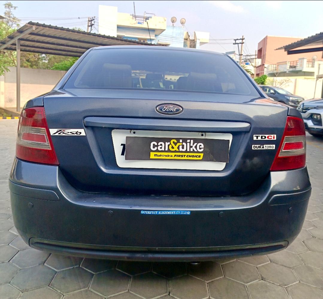 यूज़्ड 2013 फोर्ड फिएस्टा, Alagapuram, Salem 3 यूज़्ड 2013 फोर्ड फिएस्टा, Alagapuram, Salem 3