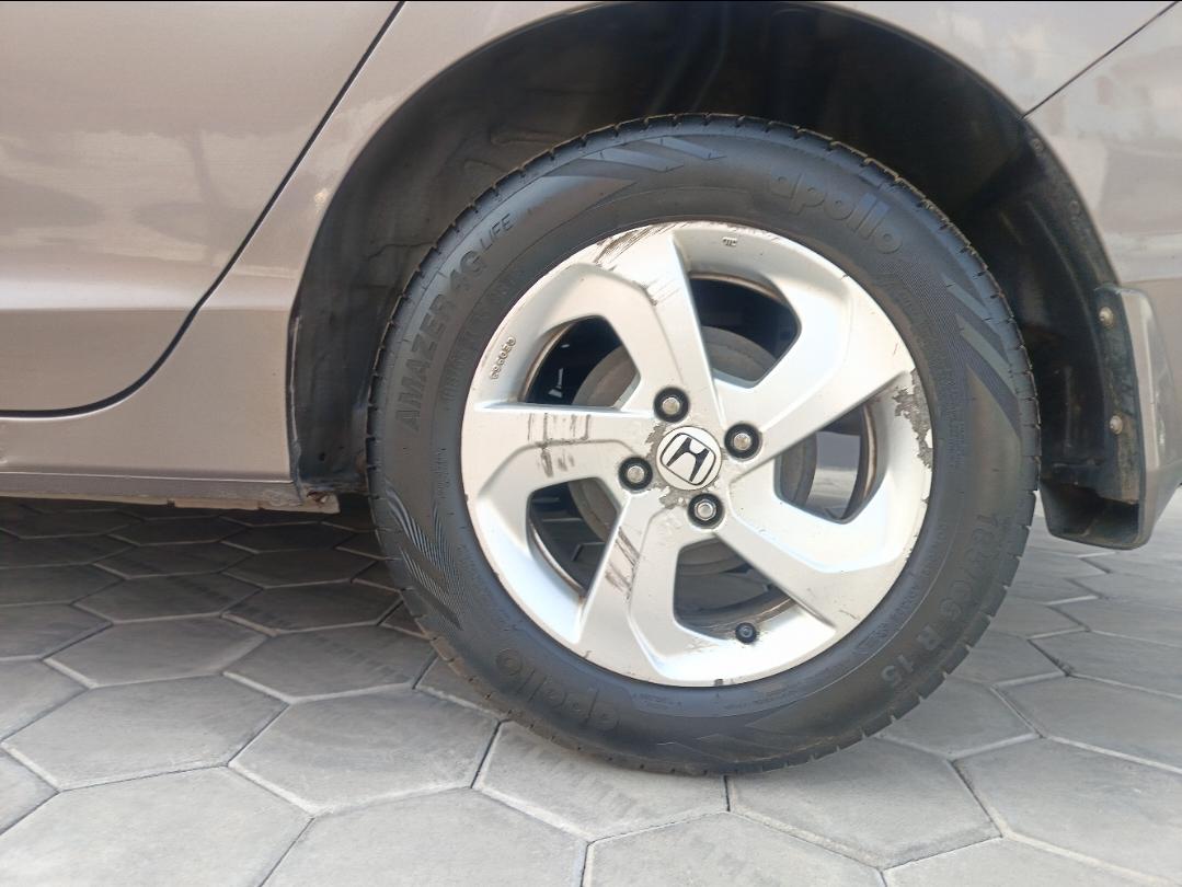 यूज़्ड 2015 होंडा सिटी, Alagapuram, Salem 8 यूज़्ड 2015 होंडा सिटी, Alagapuram, Salem 8