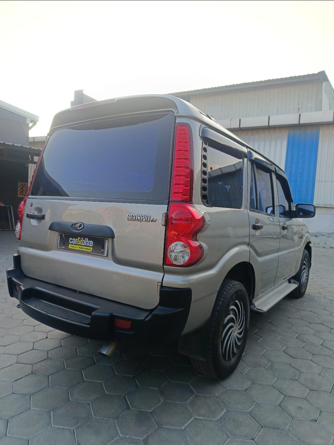 यूज़्ड 2010 महिंद्रा स्कॉर्पियो, Alagapuram, Salem 2 यूज़्ड 2010 महिंद्रा स्कॉर्पियो, Alagapuram, Salem 2