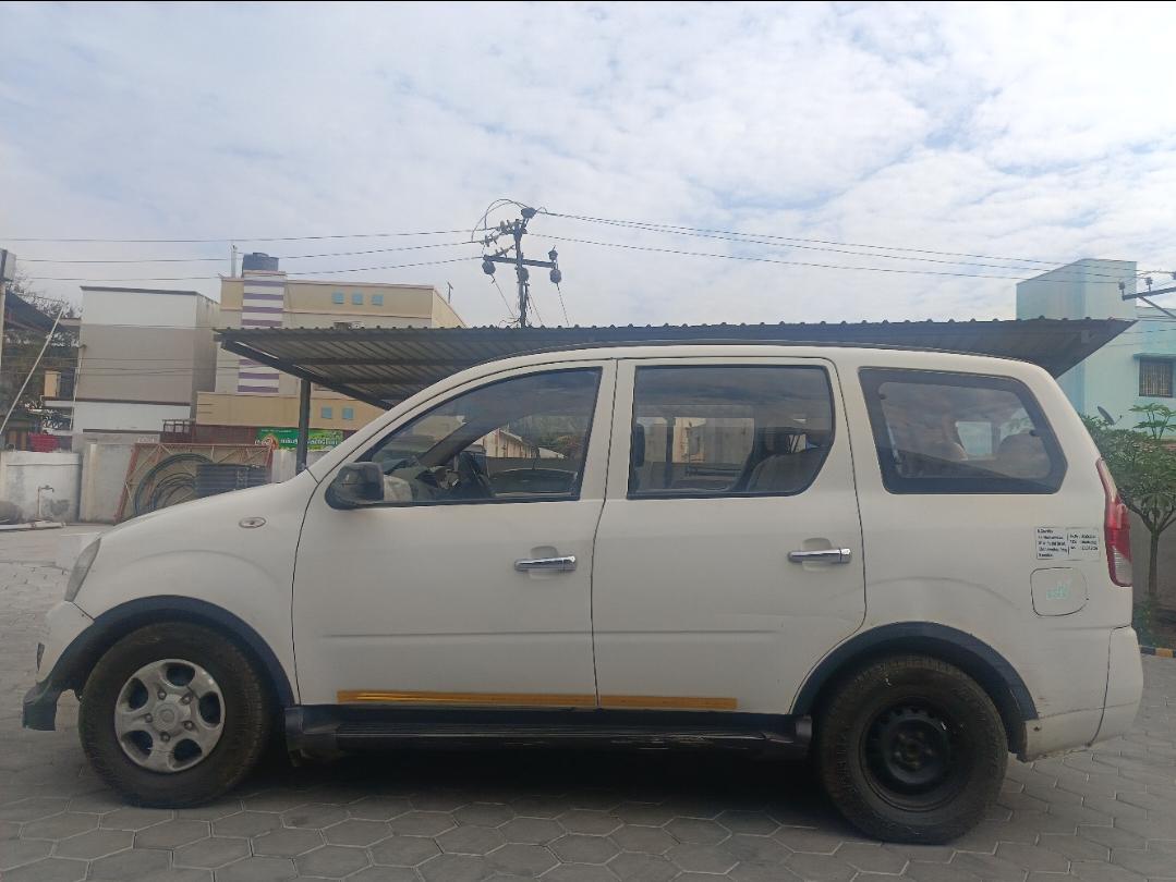 यूज़्ड 2015 महिंद्रा ज़ाइलो, Alagapuram, Salem 1 यूज़्ड 2015 महिंद्रा ज़ाइलो, Alagapuram, Salem 1