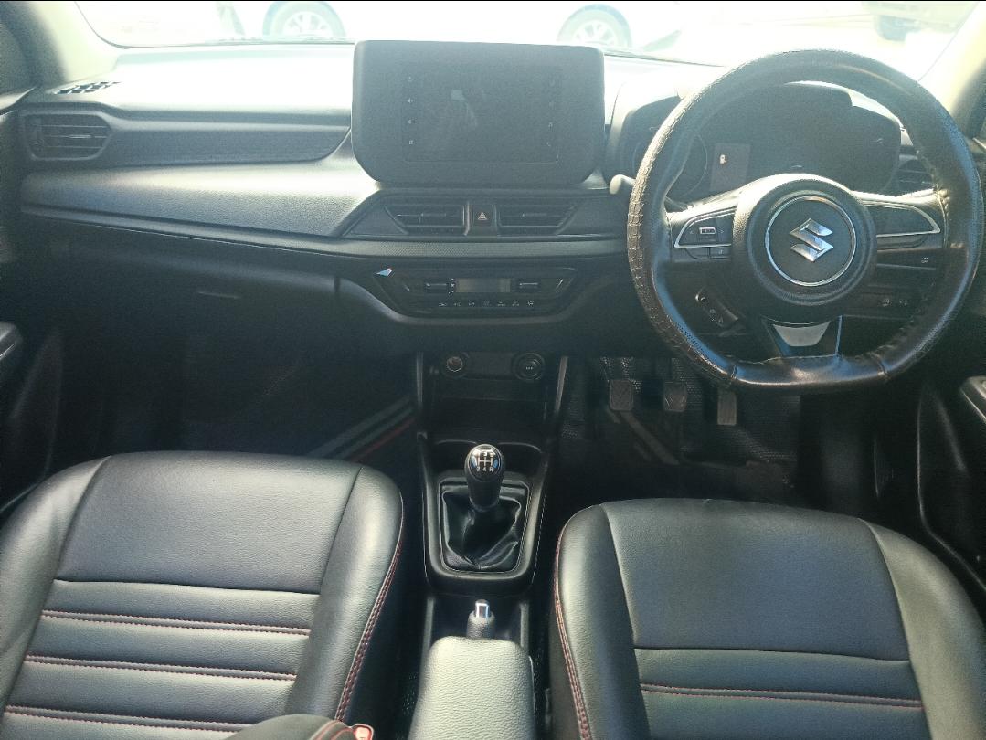 यूज़्ड 2024 मारुति सुजुकी स्विफ्ट, Alagapuram, Salem 11 यूज़्ड 2024 मारुति सुजुकी स्विफ्ट, Alagapuram, Salem 11