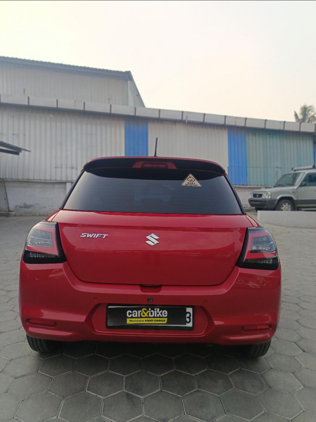 यूज़्ड 2024 मारुति सुजुकी स्विफ्ट, Alagapuram, Salem 3 यूज़्ड 2024 मारुति सुजुकी स्विफ्ट, Alagapuram, Salem 3