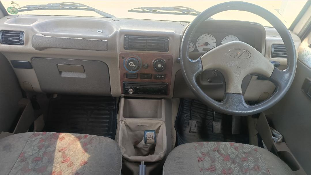 यूज़्ड 2011 महिंद्रा बोलेरो, Alagapuram, Salem 11 यूज़्ड 2011 महिंद्रा बोलेरो, Alagapuram, Salem 11