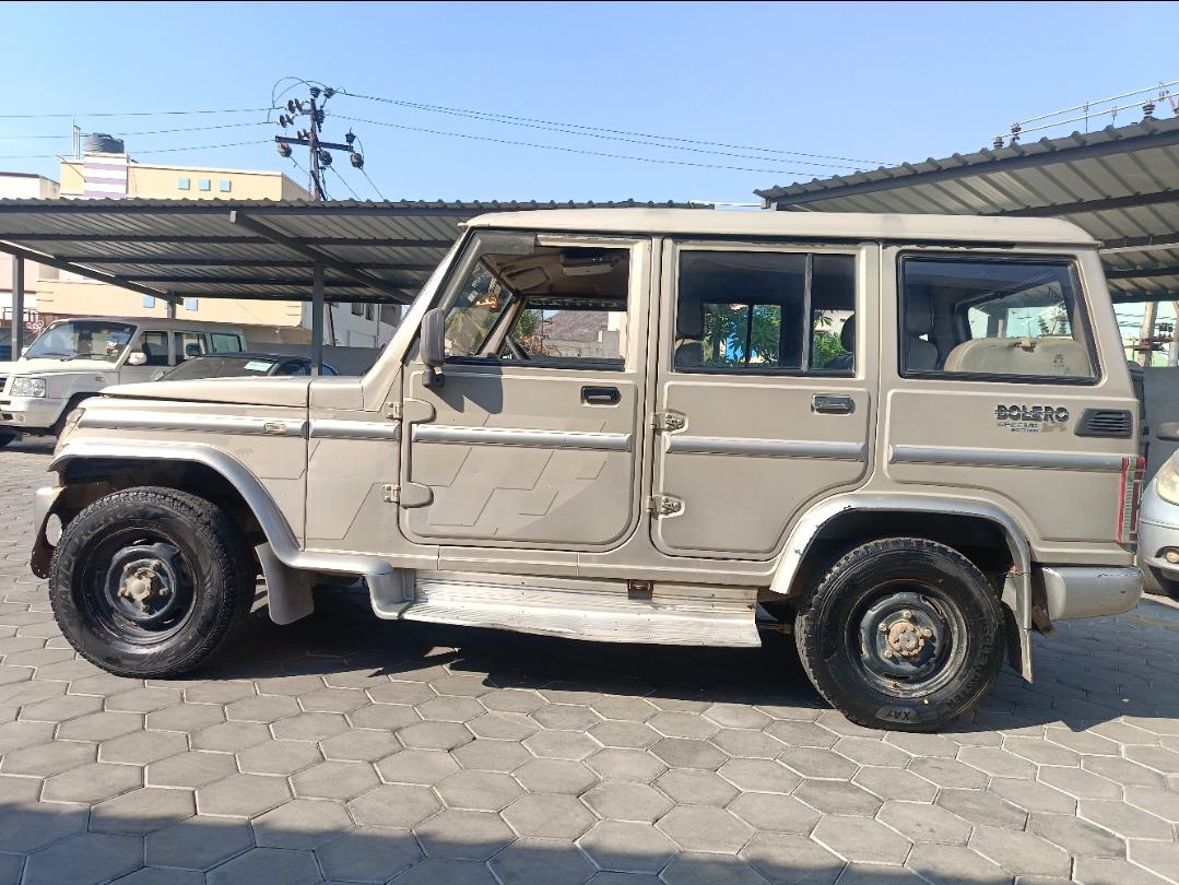 यूज़्ड 2011 महिंद्रा बोलेरो, Alagapuram, Salem 8 यूज़्ड 2011 महिंद्रा बोलेरो, Alagapuram, Salem 8