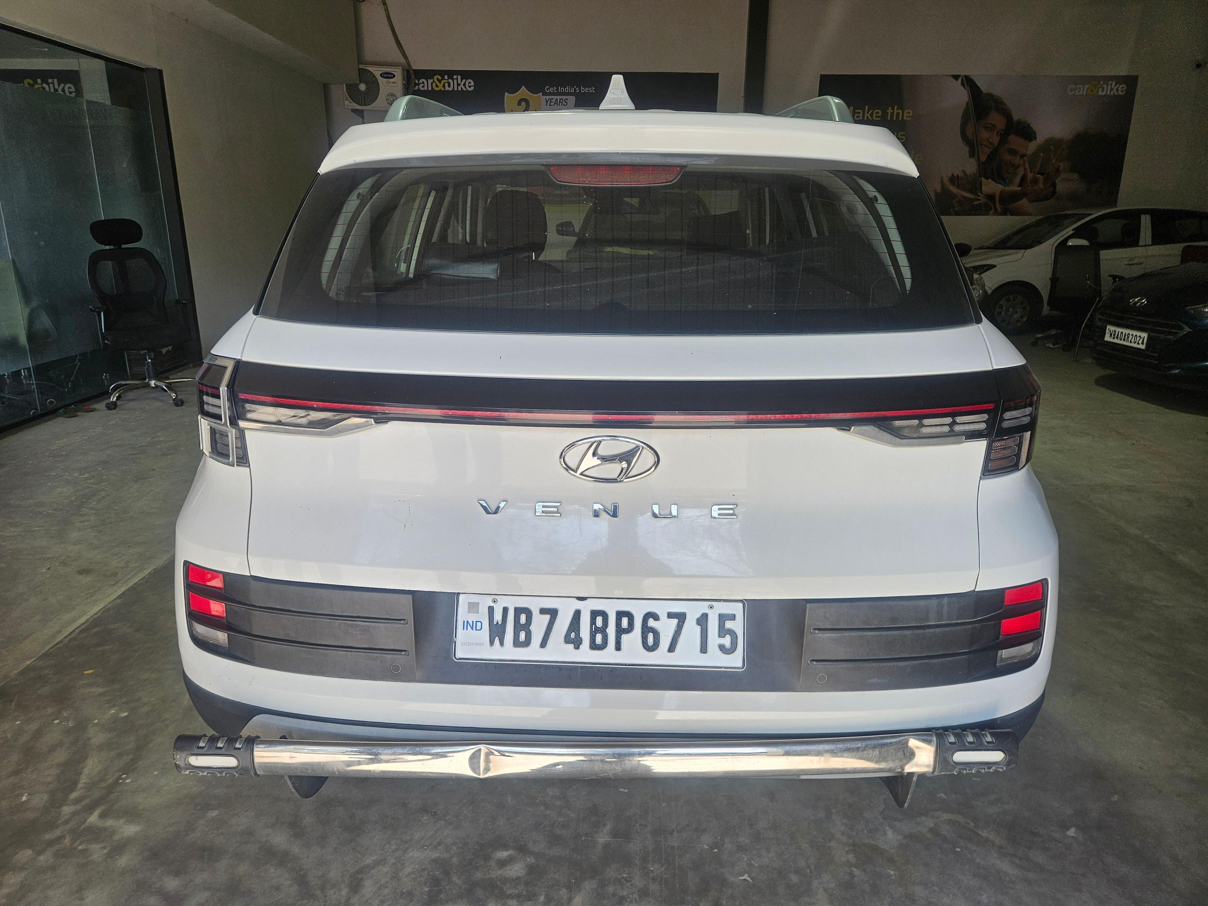 यूज़्ड 2023 ह्युंडई वेन्यू, Balarampore Colony, Malda 3 यूज़्ड 2023 ह्युंडई वेन्यू, Balarampore Colony, Malda 3