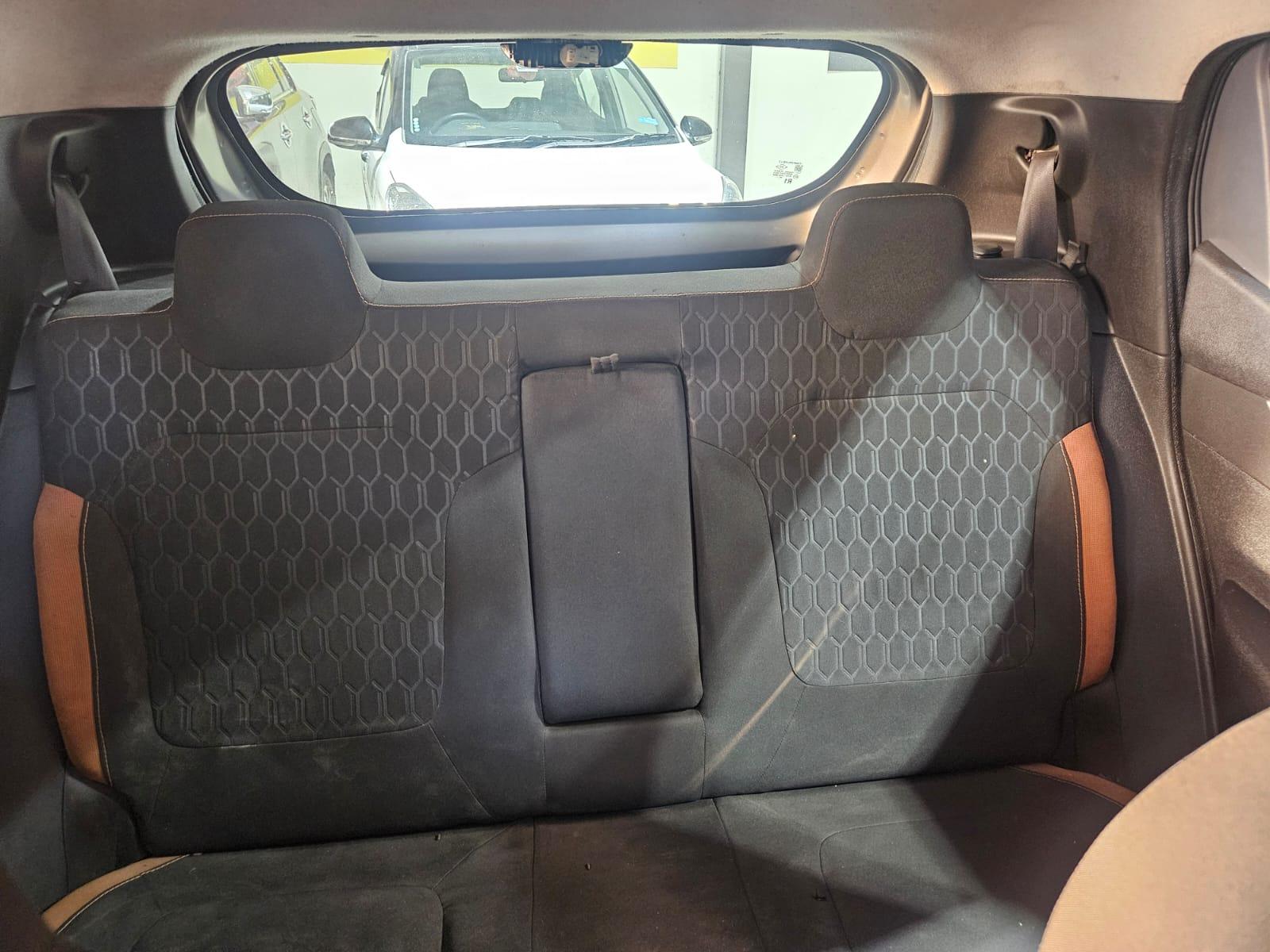 यूज़्ड 2018 रेनो क्विड, Balarampore Colony, Malda 14 यूज़्ड 2018 रेनो क्विड, Balarampore Colony, Malda 14