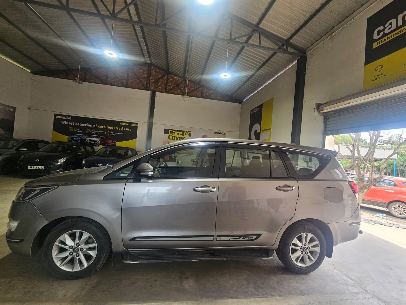 2016 टोयोटा इनोवा क्रिस्टा 2.4 GX MT 7-Seater BS IV 2016 टोयोटा इनोवा क्रिस्टा 2.4 GX MT 7-Seater BS IV