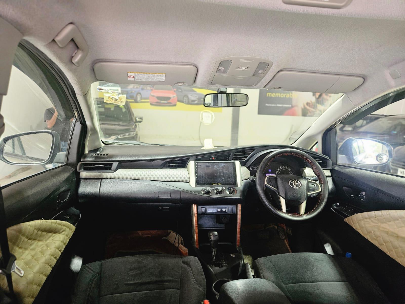 यूज़्ड 2016 टोयोटा इनोवा क्रिस्टा, Malda  12 यूज़्ड 2016 टोयोटा इनोवा क्रिस्टा, Malda  12