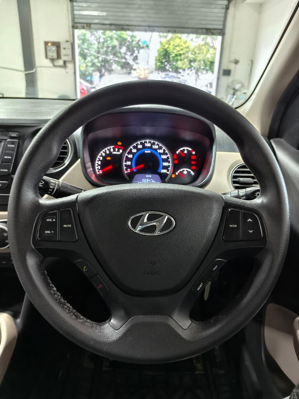 यूज़्ड 2018 ह्युंडई ग्रैंड आई10, Balarampore Colony, Malda 12 यूज़्ड 2018 ह्युंडई ग्रैंड आई10, Balarampore Colony, Malda 12