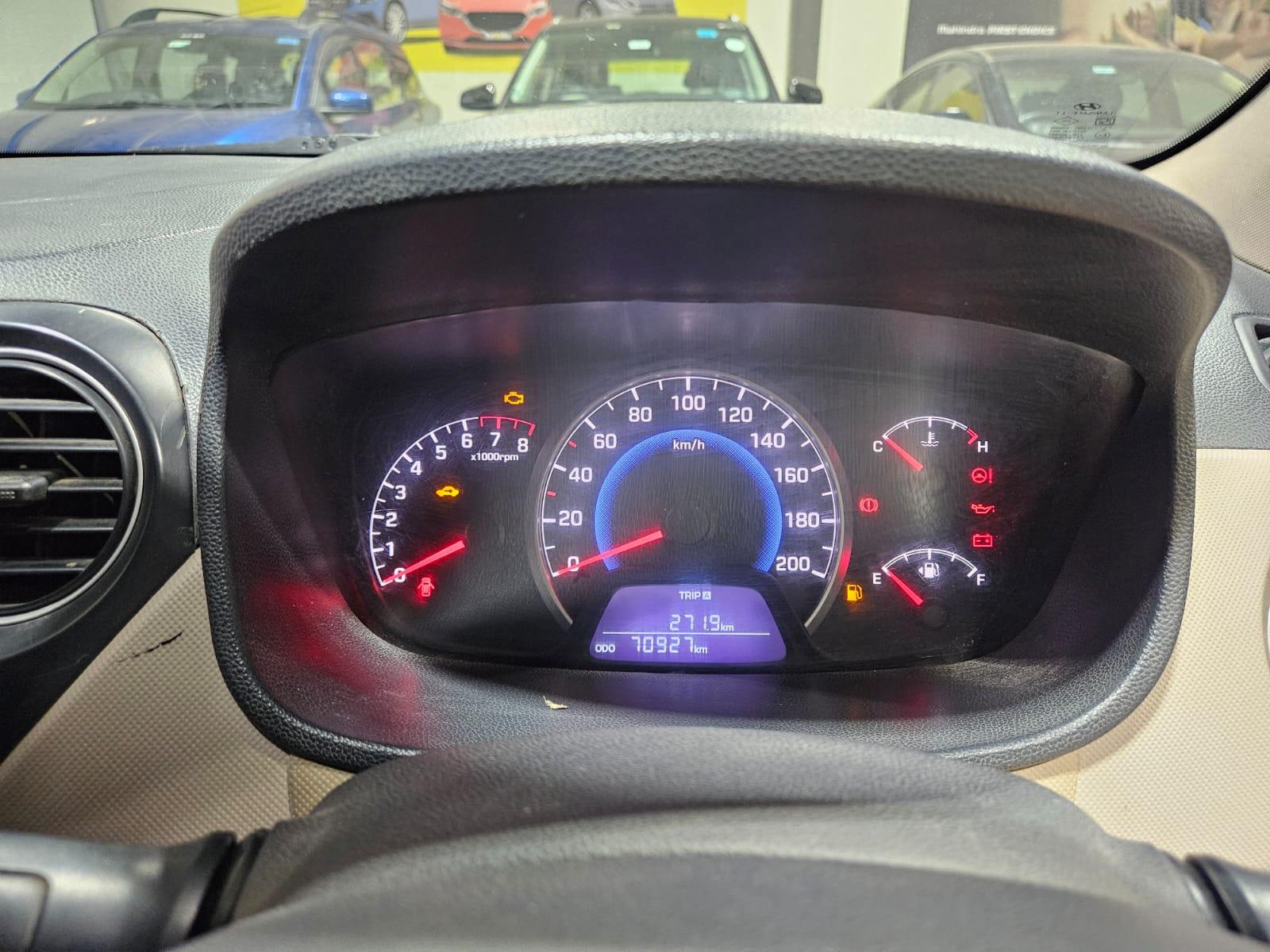 यूज़्ड 2017 ह्युंडई आई10, Balarampore Colony, Malda 9 यूज़्ड 2017 ह्युंडई आई10, Balarampore Colony, Malda 9