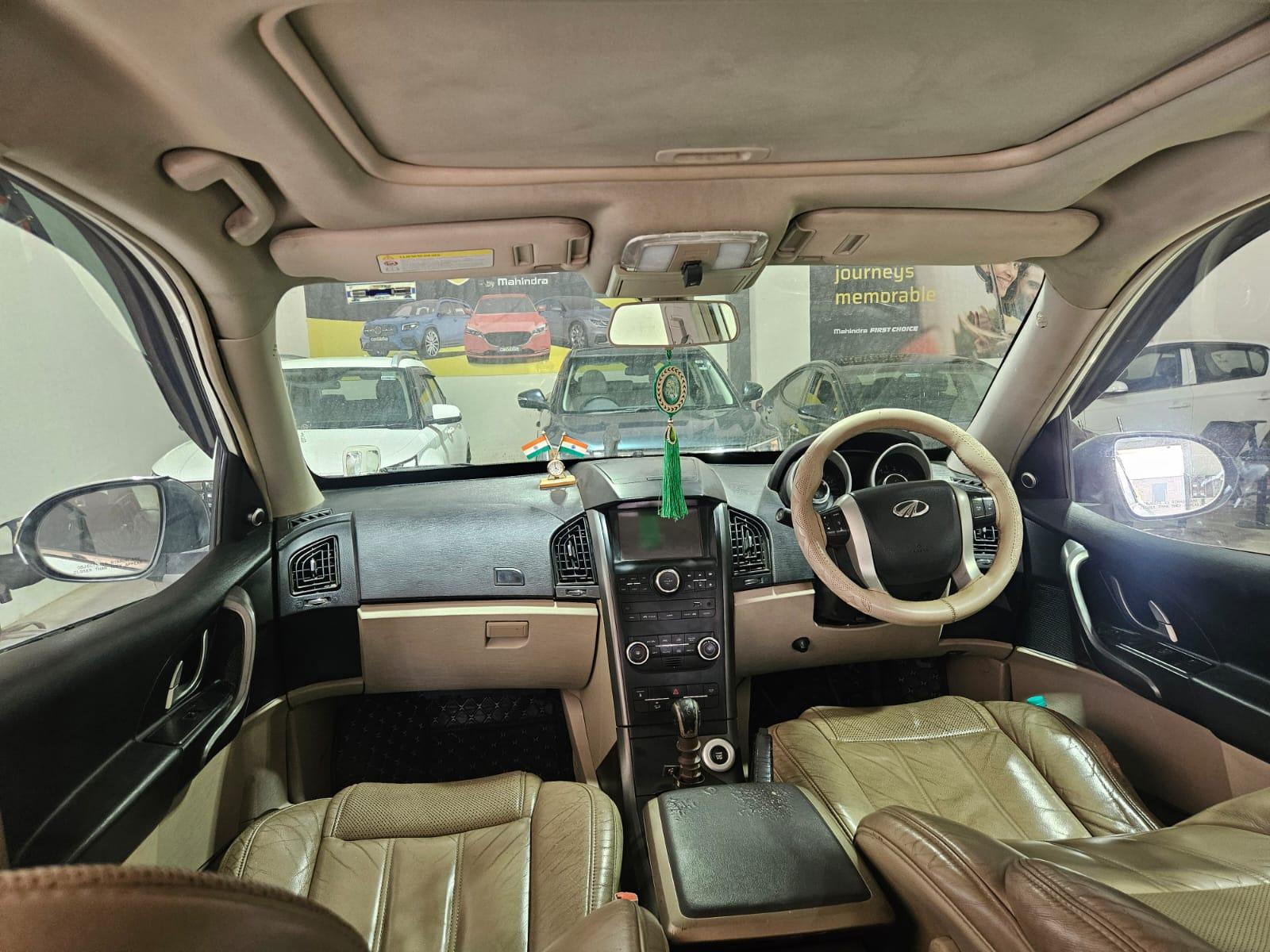 यूज़्ड 2016 महिंद्रा एक्सयूवी500, Balarampore Colony, Malda 10 यूज़्ड 2016 महिंद्रा एक्सयूवी500, Balarampore Colony, Malda 10