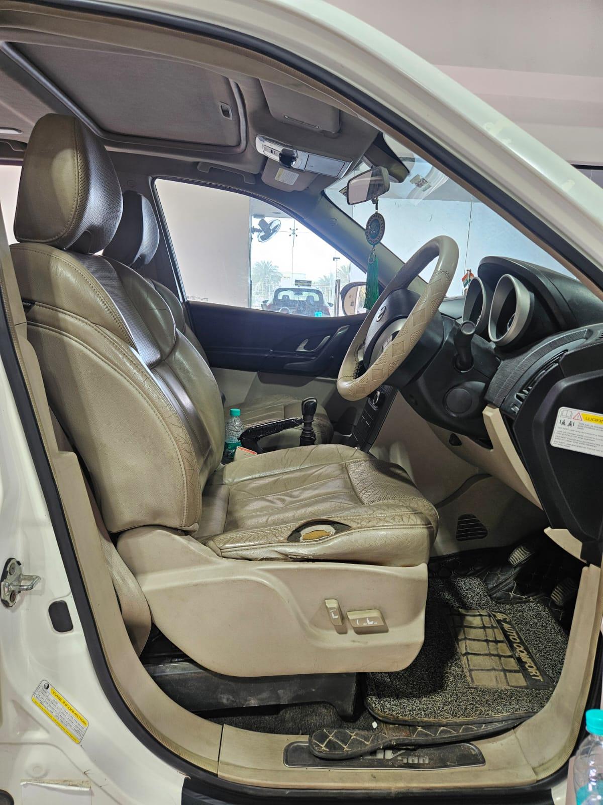 यूज़्ड 2016 महिंद्रा एक्सयूवी500, Balarampore Colony, Malda 14 यूज़्ड 2016 महिंद्रा एक्सयूवी500, Balarampore Colony, Malda 14