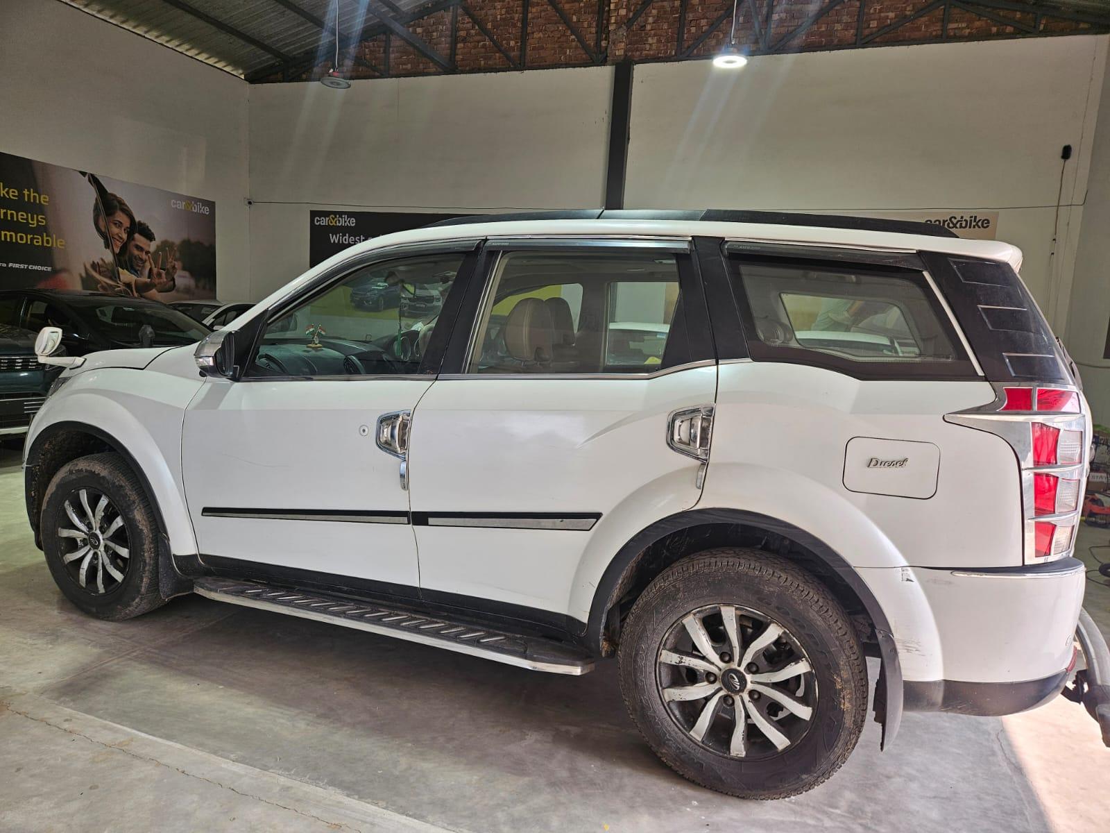 यूज़्ड 2016 महिंद्रा एक्सयूवी500, Balarampore Colony, Malda 1 यूज़्ड 2016 महिंद्रा एक्सयूवी500, Balarampore Colony, Malda 1