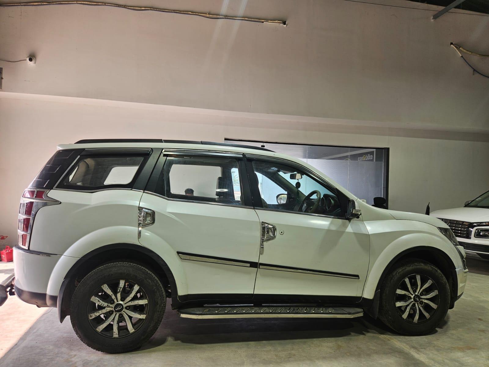 यूज़्ड 2016 महिंद्रा एक्सयूवी500, Balarampore Colony, Malda 5 यूज़्ड 2016 महिंद्रा एक्सयूवी500, Balarampore Colony, Malda 5