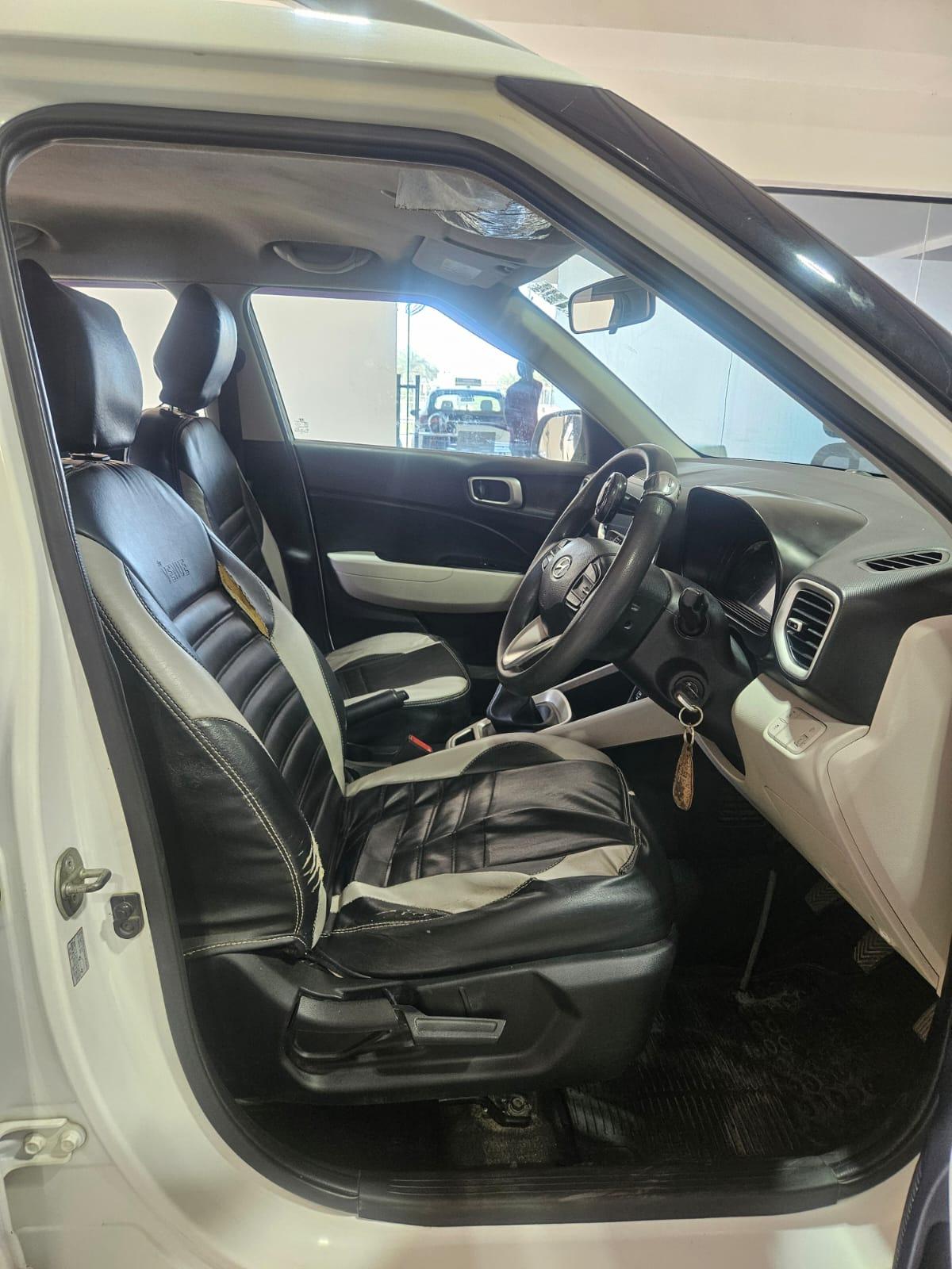 यूज़्ड 2023 ह्युंडई वेन्यू, Balarampore Colony, Malda 15 यूज़्ड 2023 ह्युंडई वेन्यू, Balarampore Colony, Malda 15