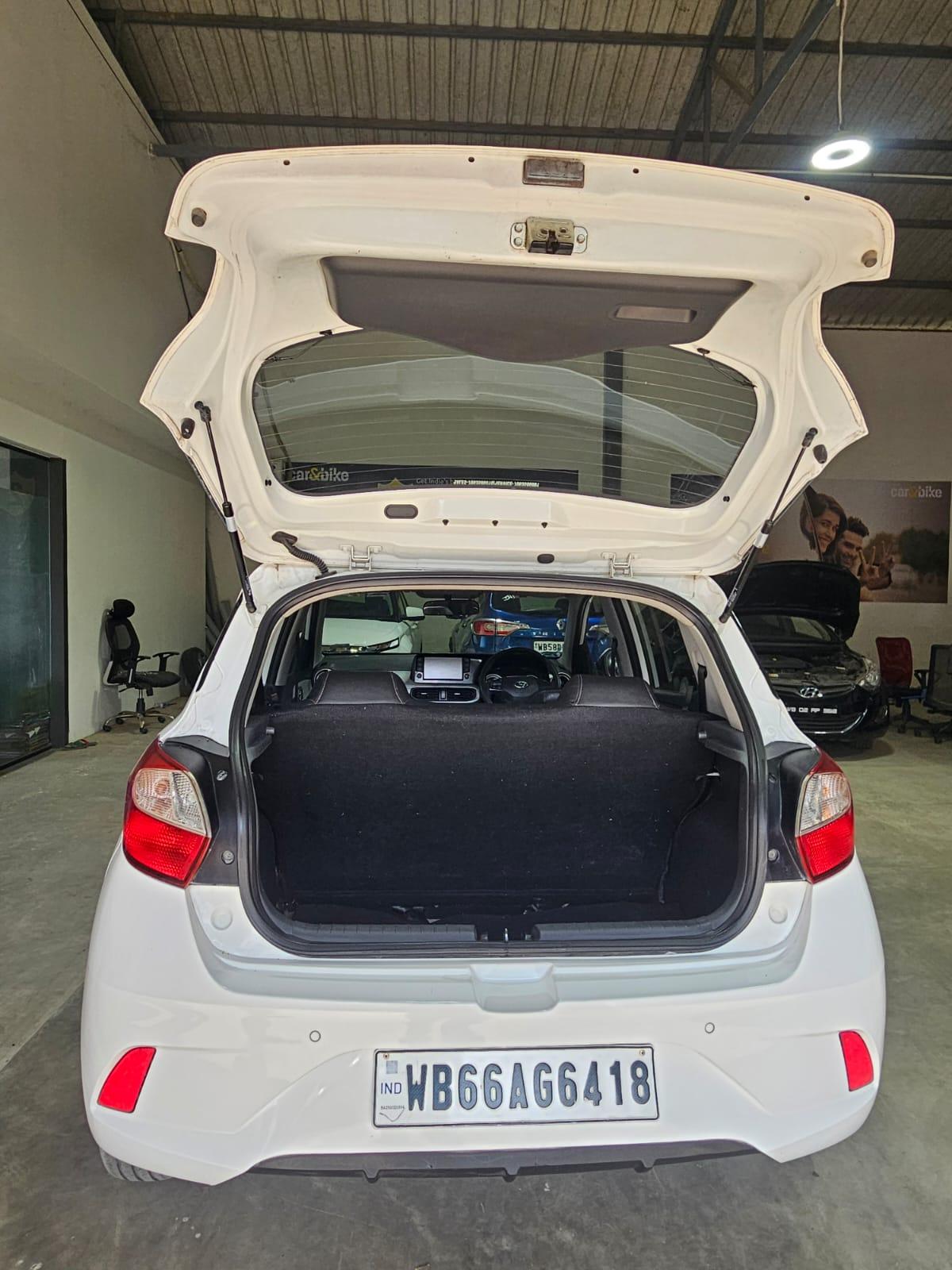 यूज़्ड 2020 ह्युंडई ग्रैंड आई10 निओस, Balarampore Colony, Malda 9 यूज़्ड 2020 ह्युंडई ग्रैंड आई10 निओस, Balarampore Colony, Malda 9