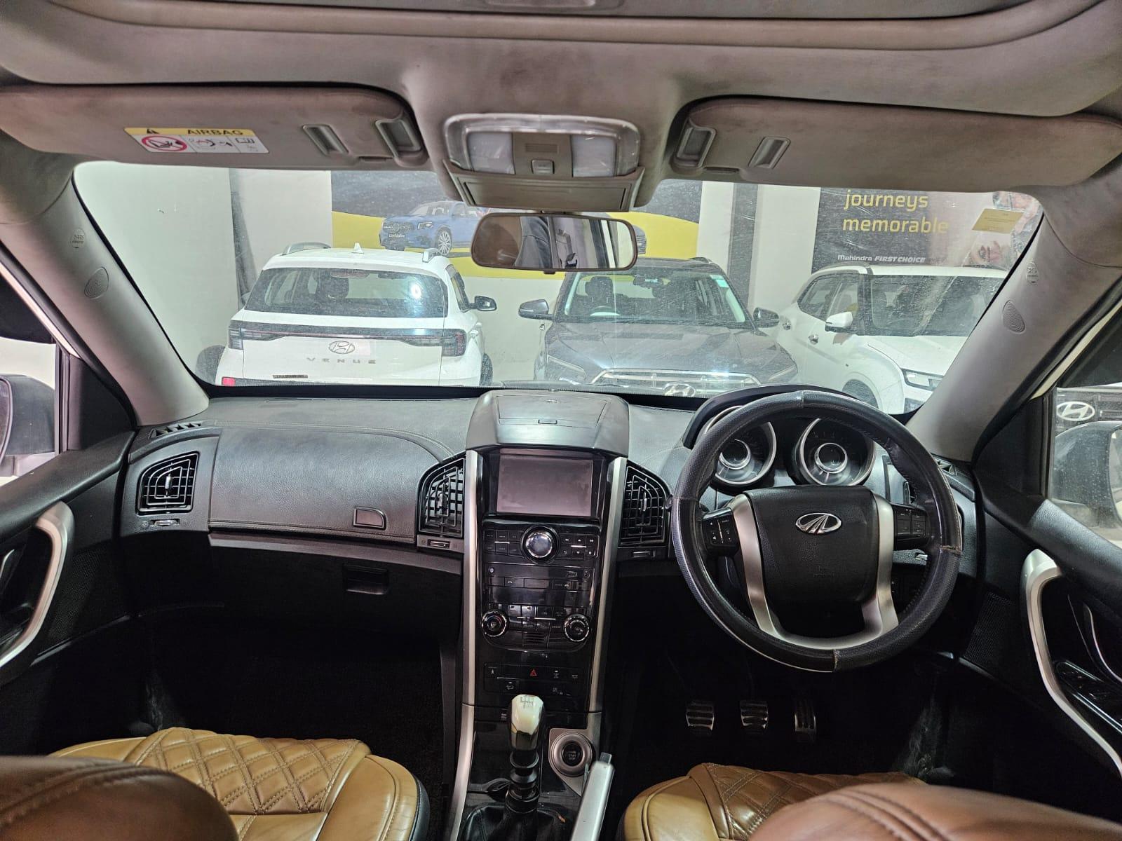 यूज़्ड 2019 महिंद्रा एक्सयूवी500, Balarampore Colony, Malda 10 यूज़्ड 2019 महिंद्रा एक्सयूवी500, Balarampore Colony, Malda 10