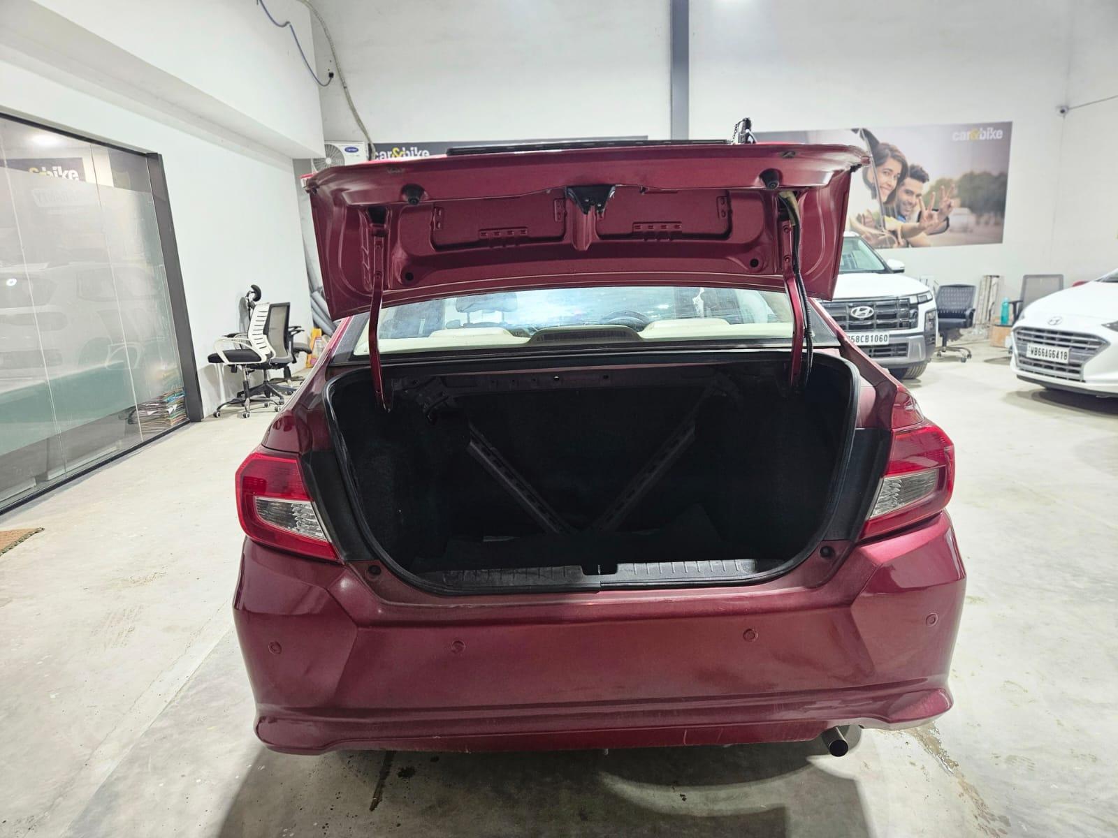 यूज़्ड 2018 होंडा अमेज़, Balarampore Colony, Malda 9 यूज़्ड 2018 होंडा अमेज़, Balarampore Colony, Malda 9