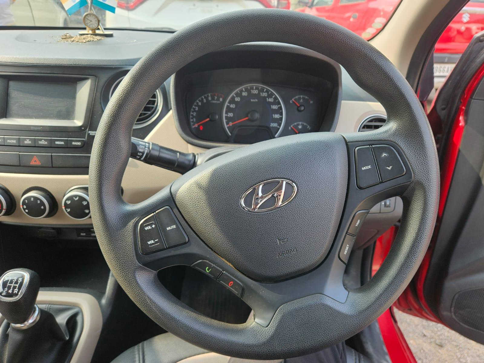 यूज़्ड 2017 ह्युंडई ग्रैंड आई10, Balarampore Colony, Malda 7 यूज़्ड 2017 ह्युंडई ग्रैंड आई10, Balarampore Colony, Malda 7