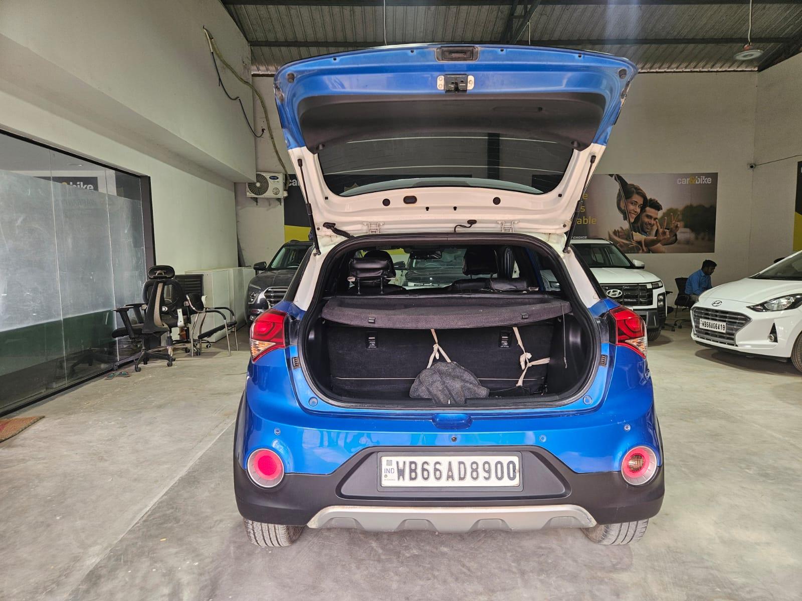 यूज़्ड 2019 ह्युंडई आई20 एक्टिव, Balarampore Colony, Malda 9 यूज़्ड 2019 ह्युंडई आई20 एक्टिव, Balarampore Colony, Malda 9