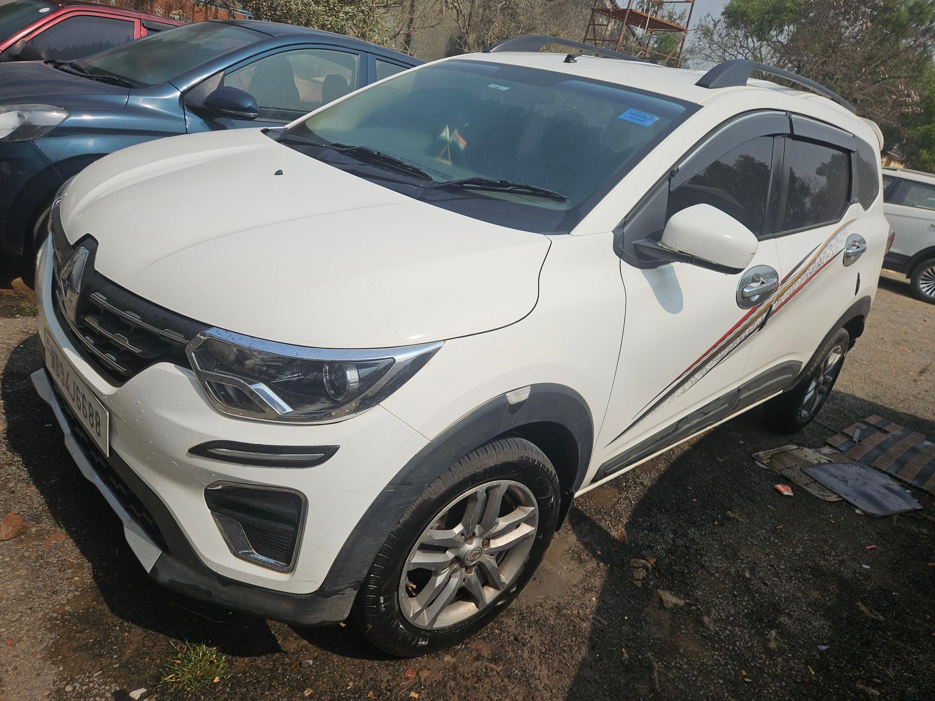 2020 रेनो ट्राइबर RXZ 2020 रेनो ट्राइबर RXZ