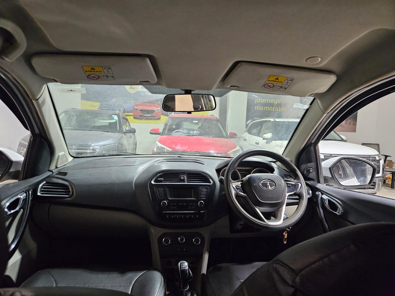 यूज़्ड 2016 टाटा टियागो, Balarampore Colony, Malda 9 यूज़्ड 2016 टाटा टियागो, Balarampore Colony, Malda 9