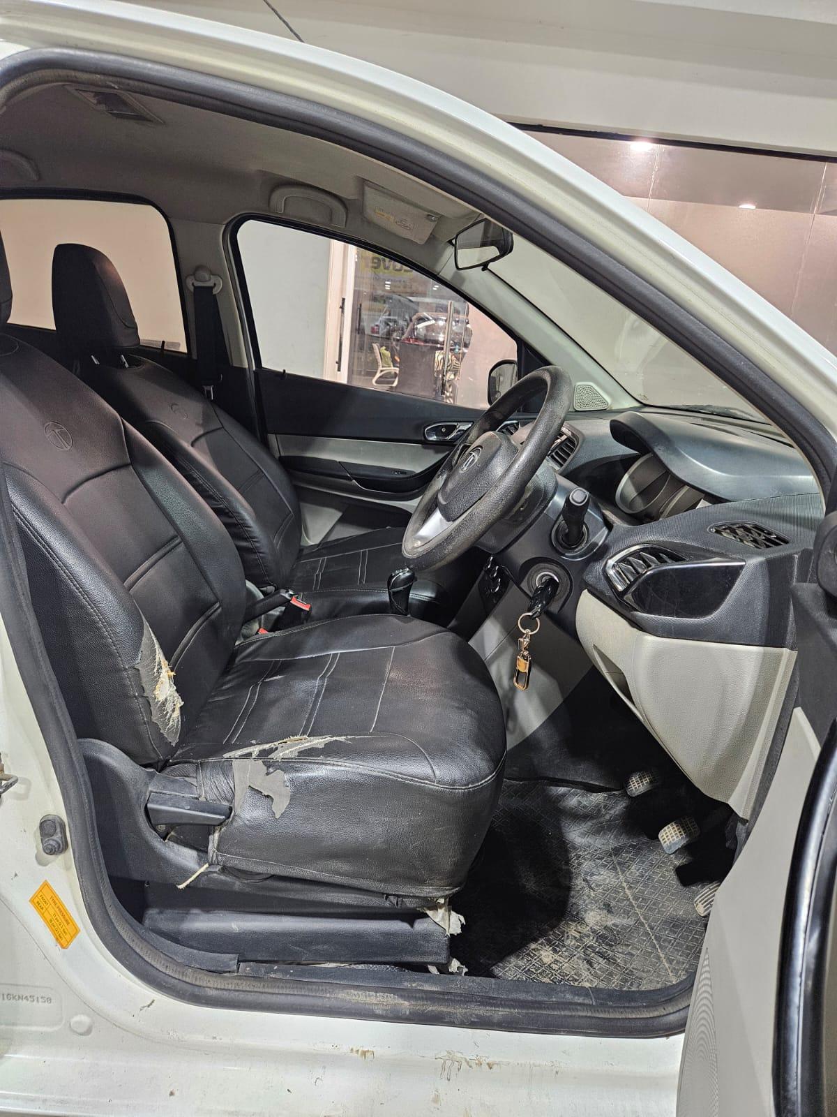 यूज़्ड 2016 टाटा टियागो, Balarampore Colony, Malda 11 यूज़्ड 2016 टाटा टियागो, Balarampore Colony, Malda 11