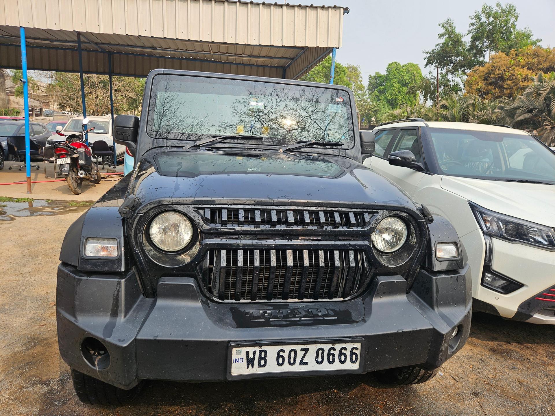 2022 महिंद्रा थार LX Manual 4 Seater Convertible Top Diesel 2022 महिंद्रा थार LX Manual 4 Seater Convertible Top Diesel