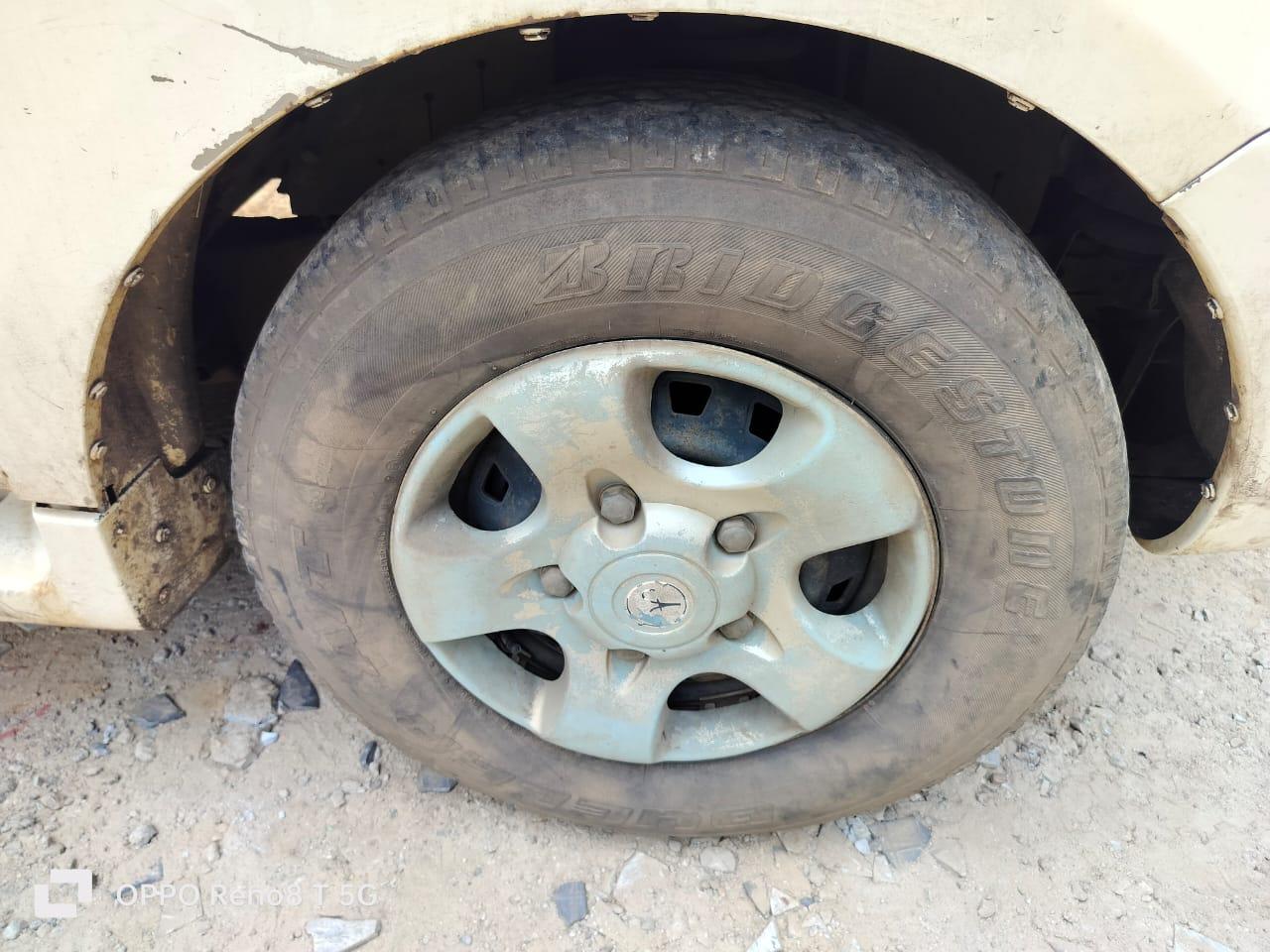 यूज़्ड 2011 महिंद्रा ज़ाइलो, Rourkela  8 यूज़्ड 2011 महिंद्रा ज़ाइलो, Rourkela  8