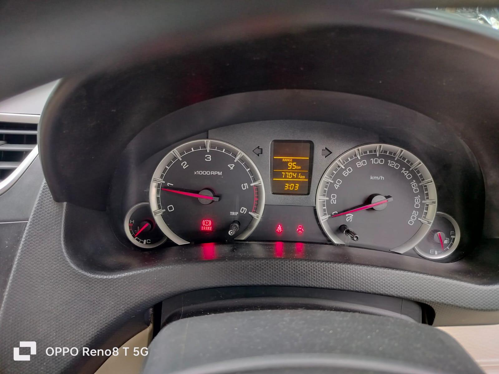 यूज़्ड 2017 मारुति सुजुकी स्विफ्ट डिज़ायर, Kalunga, Rourkela 10 यूज़्ड 2017 मारुति सुजुकी स्विफ्ट डिज़ायर, Kalunga, Rourkela 10