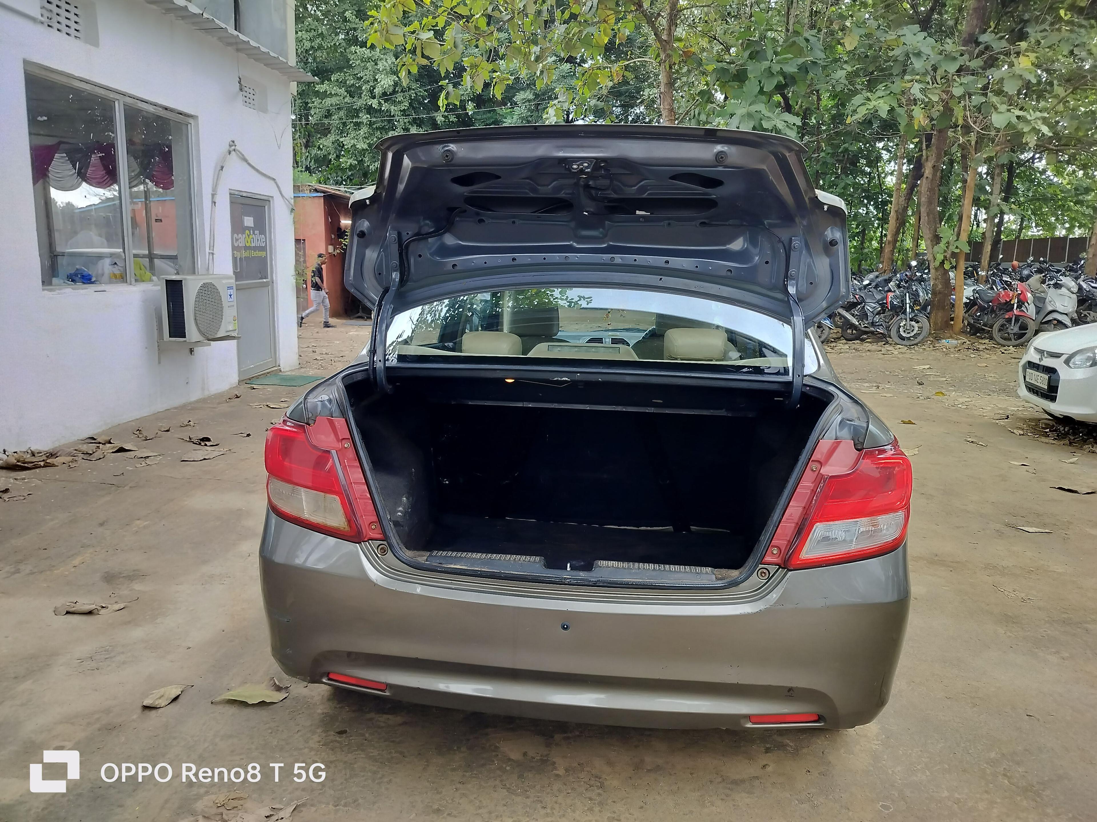 यूज़्ड 2018 मारुति सुजुकी डिजायर, Kalunga, Rourkela 9 यूज़्ड 2018 मारुति सुजुकी डिजायर, Kalunga, Rourkela 9