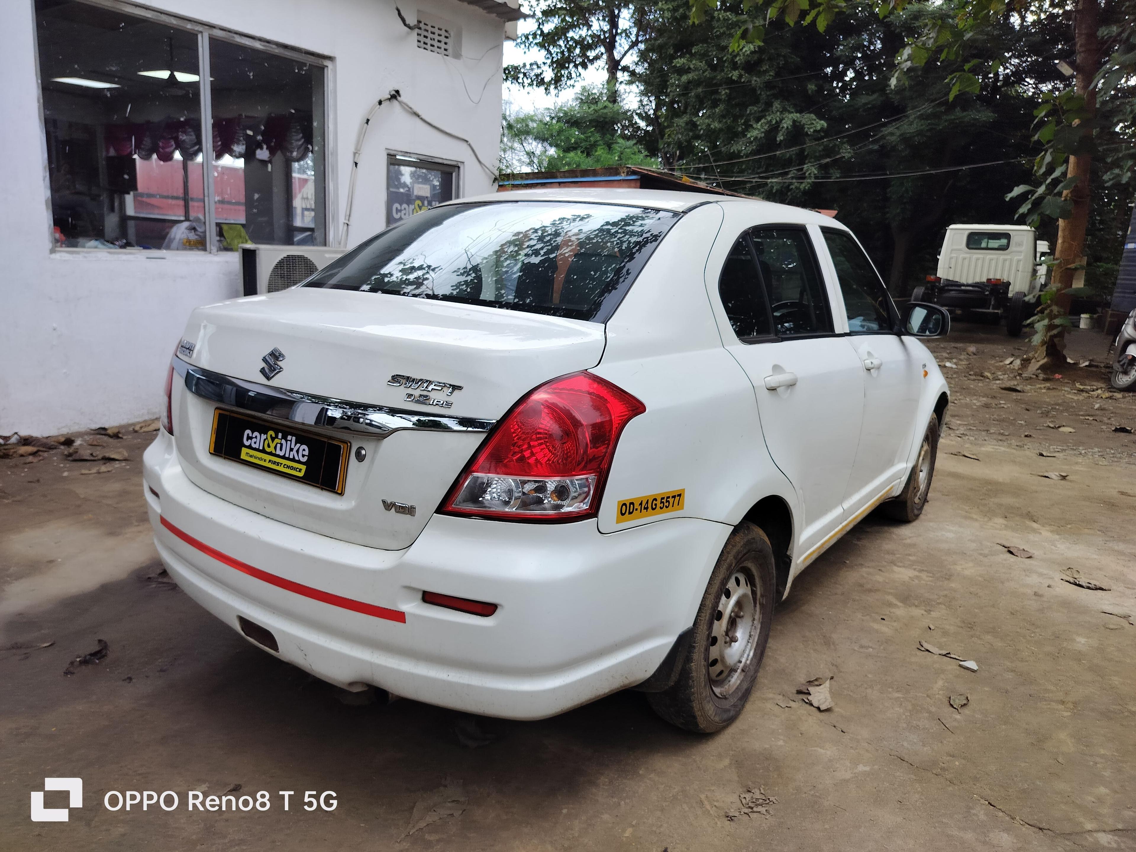 यूज़्ड 2015 मारुति सुजुकी स्विफ्ट डिज़ायर, Kalunga, Rourkela 4 यूज़्ड 2015 मारुति सुजुकी स्विफ्ट डिज़ायर, Kalunga, Rourkela 4