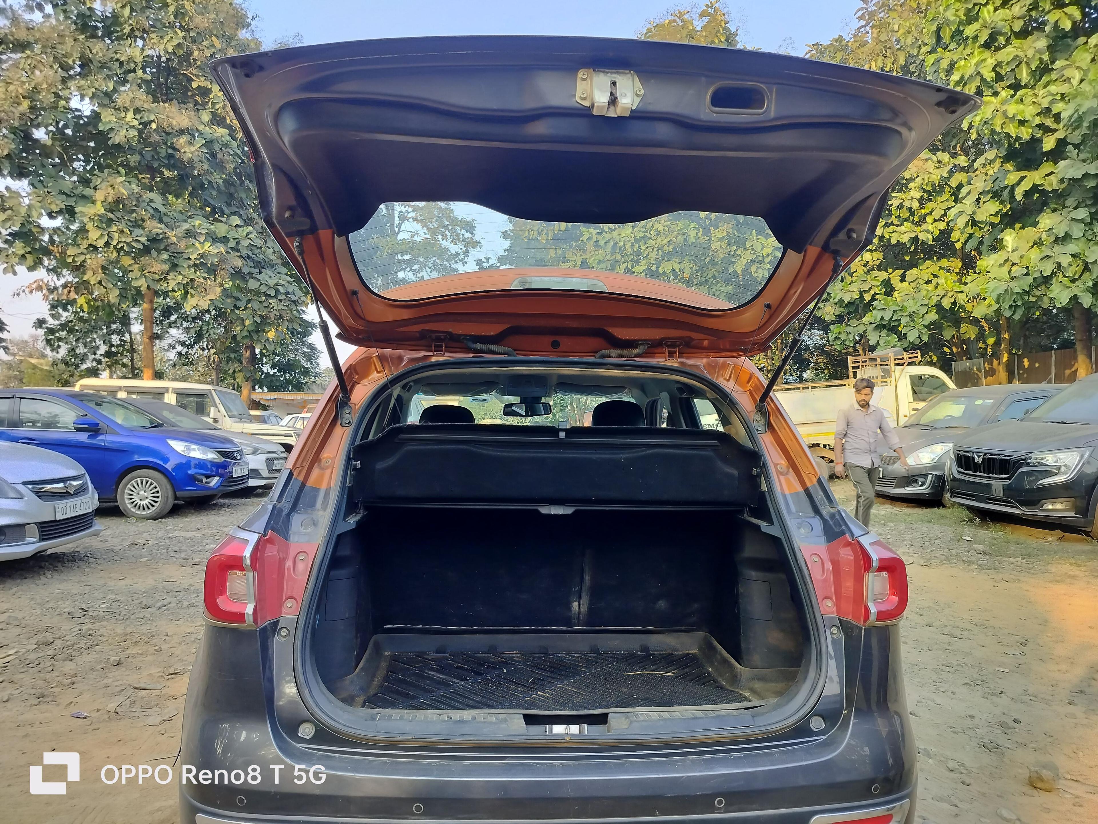 यूज़्ड 2020 मारुति सुजुकी विटारा ब्रेज़ा, Kalunga, Rourkela 9 यूज़्ड 2020 मारुति सुजुकी विटारा ब्रेज़ा, Kalunga, Rourkela 9