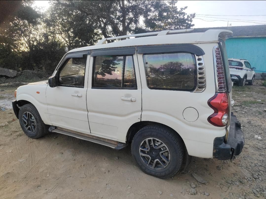 यूज़्ड 2012 महिंद्रा स्कॉर्पियो, Kalunga, Rourkela 2 यूज़्ड 2012 महिंद्रा स्कॉर्पियो, Kalunga, Rourkela 2